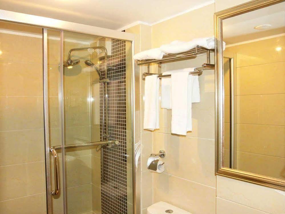 Perfect Season Hotel Guilin Exterior photo